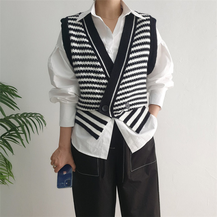 New Striped Sleeveless Vest Casual V Neck Buttons Knitted Sweater Vests