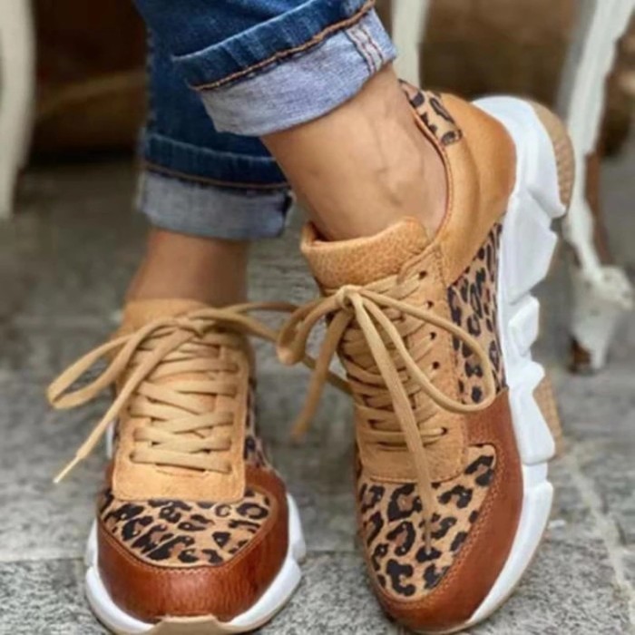 Women's Thick-soled Round Toe Leopard Print Lace-up Sneakers
