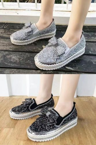 Women Sequins Rhinestone Round Toe Slip-on Shoes