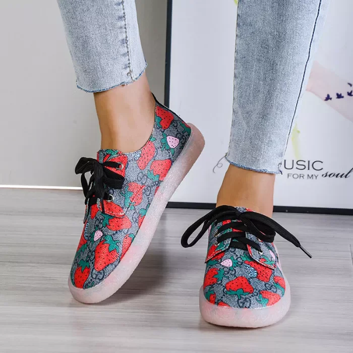 Fashion Print Round Head Comfortable Casual Flat Sneakers