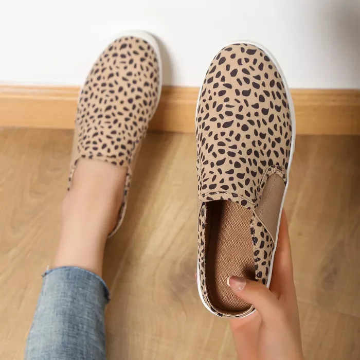 Women Fashion Leopard Print Slip-on Casual Shoes