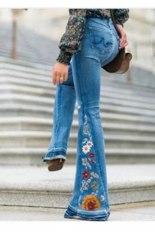 Fashionable Embroidered Flared Pants Breathable High Street Wide-Leg Stretch Jeans