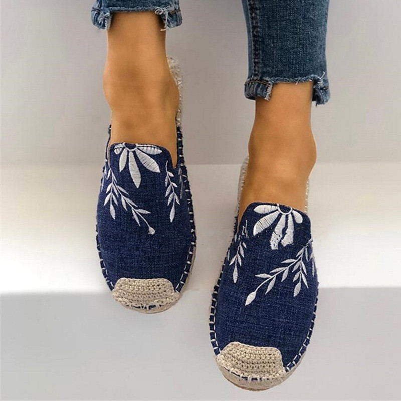 Casual Breathable Fashion Comfort Embroider Flats