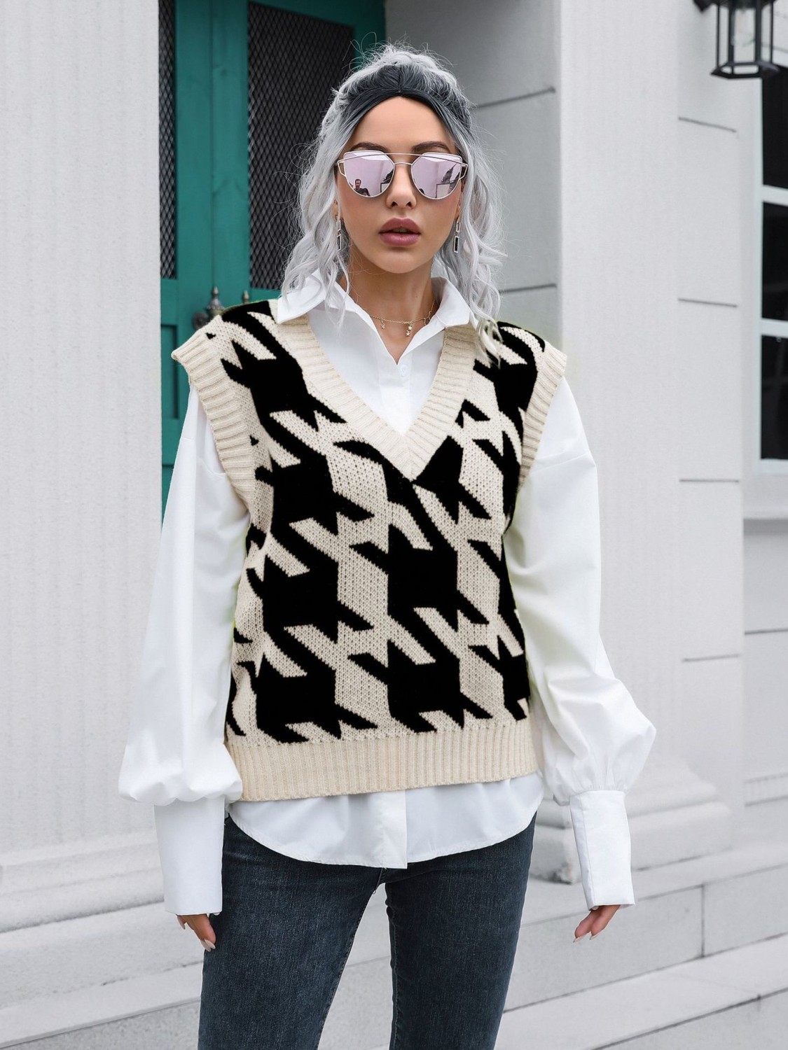 V-neck Irregular Hem Splicing Knit Vest Sweaters