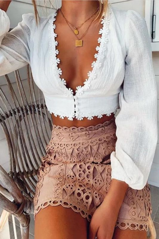 Casual Slim Summer Ladies Fashion Long Sleeve Lace Cropped Top  Blouses