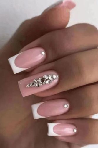 Fashionable Simple Crescent White French Mature Nails