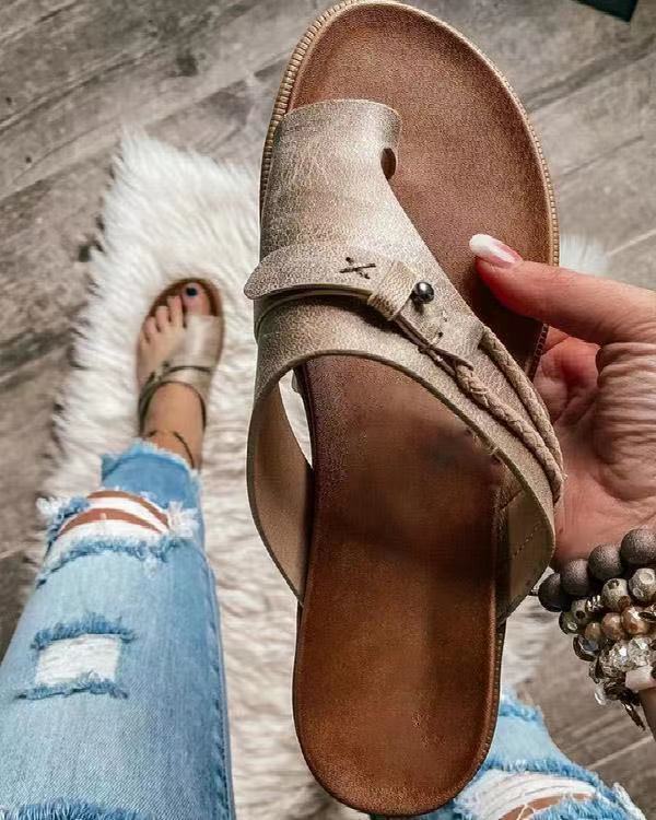 Women's Summer Flat Flip Flop Sandals for Beach Wear Slippers