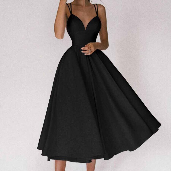 Fashion Elegant Guest Wedding Formal Party Sexy Halter Backless Prom Dresses
