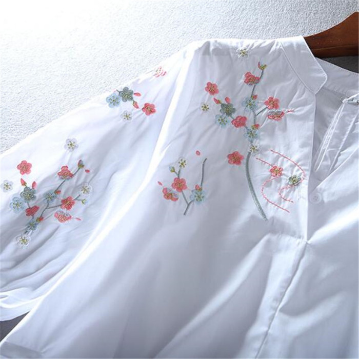 Women's Vintage Embroidered V-neck Balloon Sleeve Fashion Cotton Blouses Top