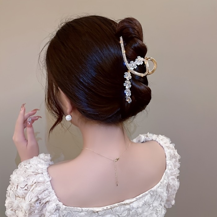 Metal Hair Claw Clip Women's Flower Hairpin Rhinestone Hair Accessory Back Of Head Hair Claw