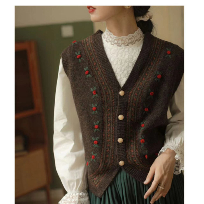 Fashion V-neck Embroidered Knitted Retro Casual Sweater Vest