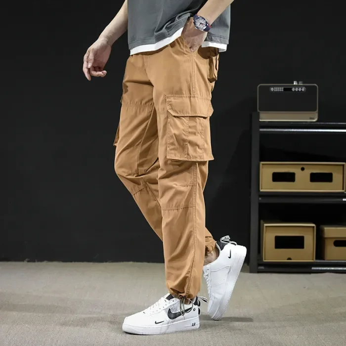 Men's Fashionable Multi-Pocket Loose Casual Pants