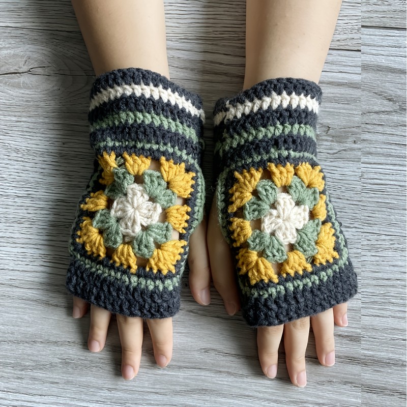 Handmade Crochet Four Leaf Clover Gloves Short Half Finger Warm Knit Mittens Elegant Stretch Soft Female Gloves
