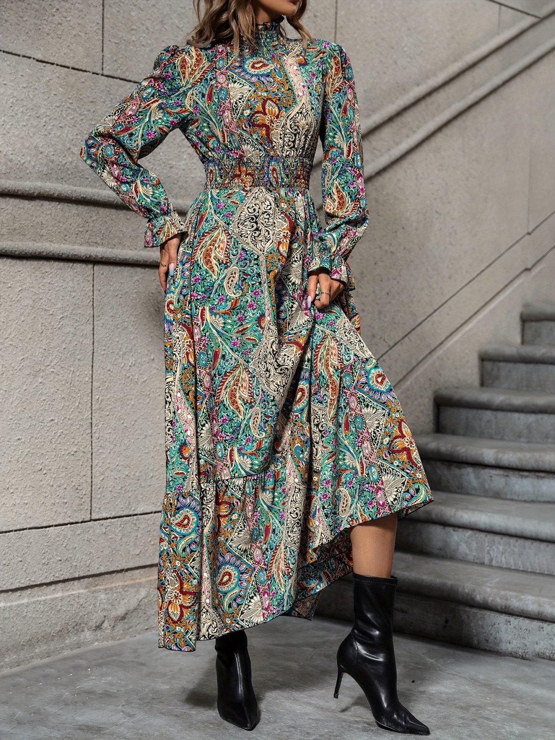 Straight Neck Paisley Print Dress