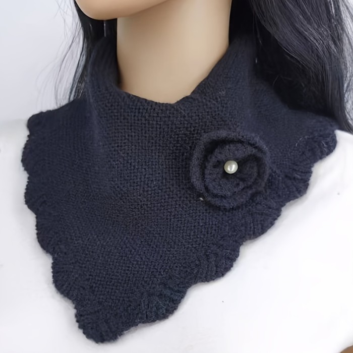Solid Color Women's Autumn And Winter Wave Edge Scarf Knitted Neck Gaiter Pullover Hook Flower Triangle Scarf