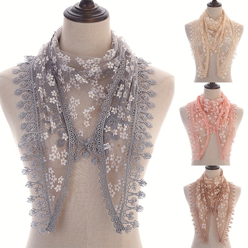 Little Daisy Print Lace Triangle Scarf Thin Retro Aesthetic Hollow Shawl Solid Color Breathable Outer Wear Scarf