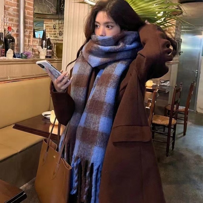 Blue Brown Grid Chunky Scarf, British Classic Thickened Warm Tassel Shawl, Winter Coldproof Versatile Long Scarf For Women