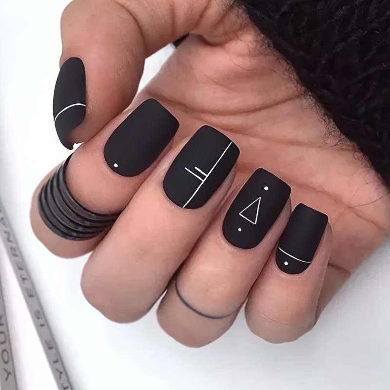 24 pcs Matte Black and White Press On Nails - Simple Square Design with Glue - Long-Lasting and Easy to Apply , Halloween Nails