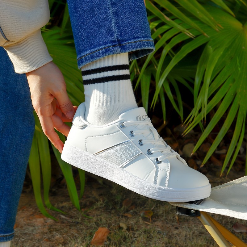 Women's Casual Flat Sneakers, Lace Up Low Top Skate Shoes, All-Match Lightweight Walking Shoes