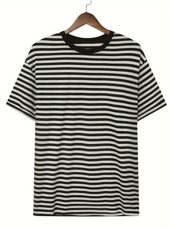 Men's Striped Pattern Comfy T-shirt - Graphic Tee for Summer Outfits