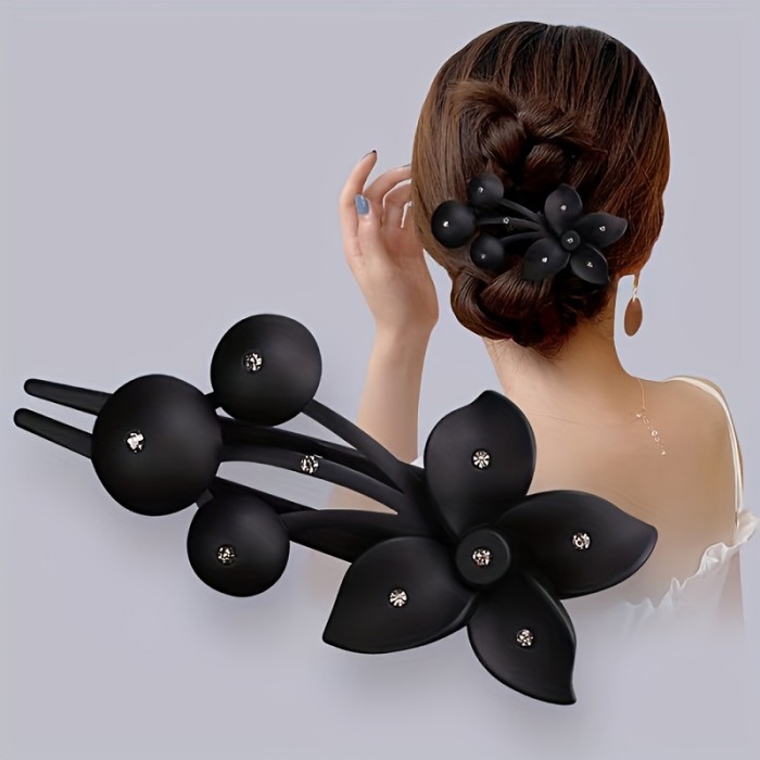 1pc Set of 3 Matte Flower Hair Clips - Stylish Solid Color Hair Accessories for Women