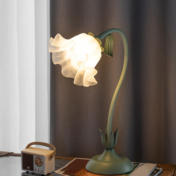 1pc Retro Flower Shaped Table Lamp - Green - Home Decoration and Bedside Lighting
