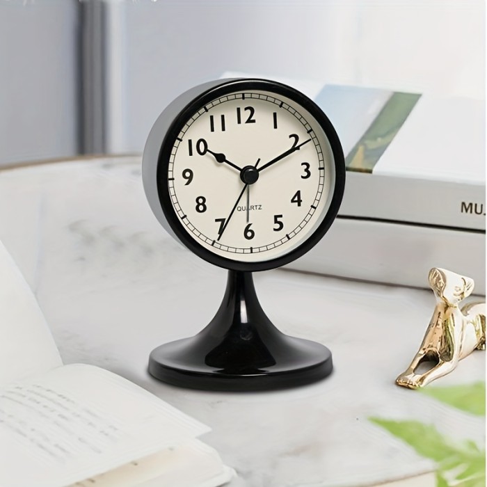1pc Nordic Metal Round Alarm Clock - Vintage Silent Table Clock with Nightlight - Home Decor