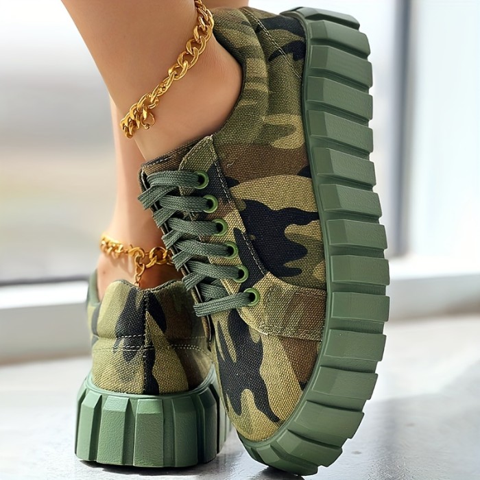 Women's Camouflage Canvas Sneakers - Comfortable Lace Up Low Top Shoes for Casual Walking