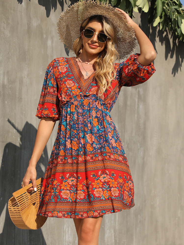 Early Autumn New Fashion V-Neck Print Casual Beach Swing Dress
