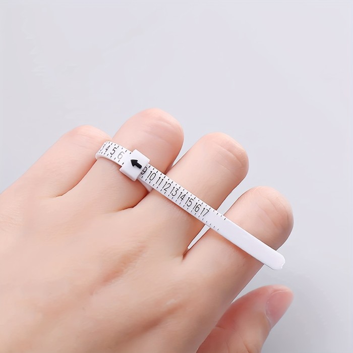 1 PC Ring Sizer, Ring Sizer Measuring Tool, Finger Size Gauge, Reusable Finger Size Measuring Tape, Clear And Accurate Jewelry Sizing Tool 1-17 USA Rings Size