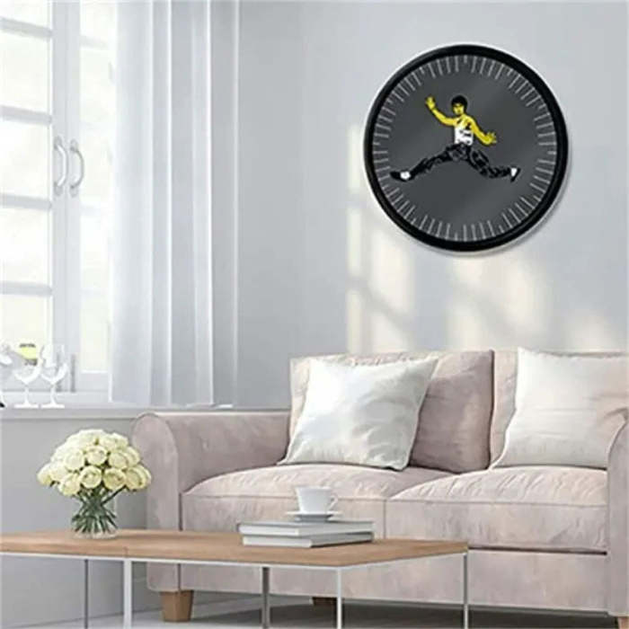 Kung Fu Wall Clock Chinese Bruce Lee Personality Style Creative Round Clock Home Decorations Kung Fu Clock Diameter 25CM