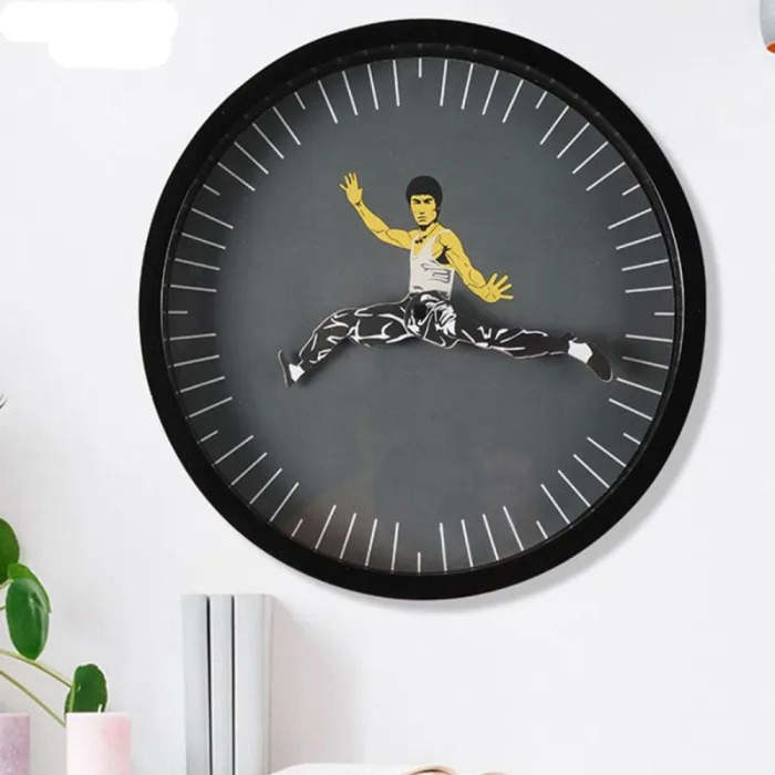 Kung Fu Wall Clock Chinese Bruce Lee Personality Style Creative Round Clock Home Decorations Kung Fu Clock Diameter 25CM