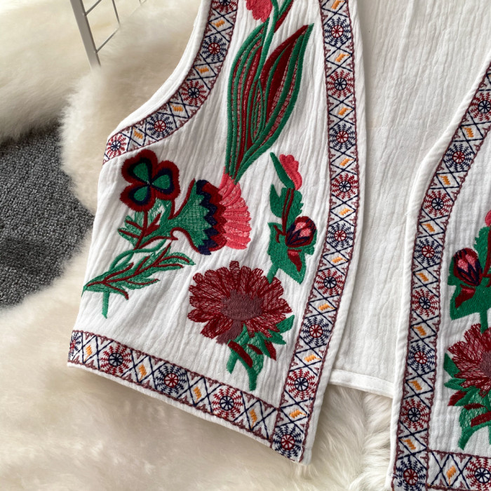 Ethnic Style V-neck Embroidery Floral Sleeveless Waistcoat Female Almighty Holiday Beach Vests