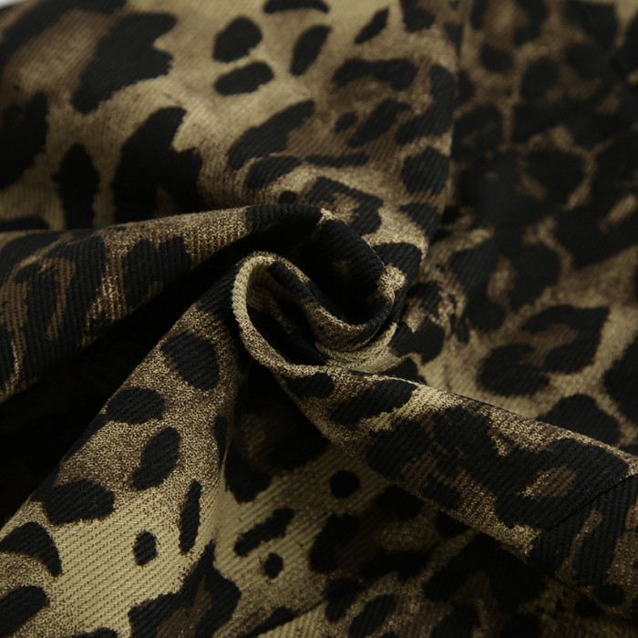 Women's Retro Casual Leopard Print Cotton Low-Rise Slim Shorts