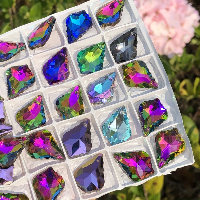 10pcs 15x22mm Premium Maple Leaf Shaped Crystal Beads - AB Rainbow Coated Glass Charms - Dazzling Jewelry Making Supplies for DIY Earrings, Necklaces & Handmade Crafts