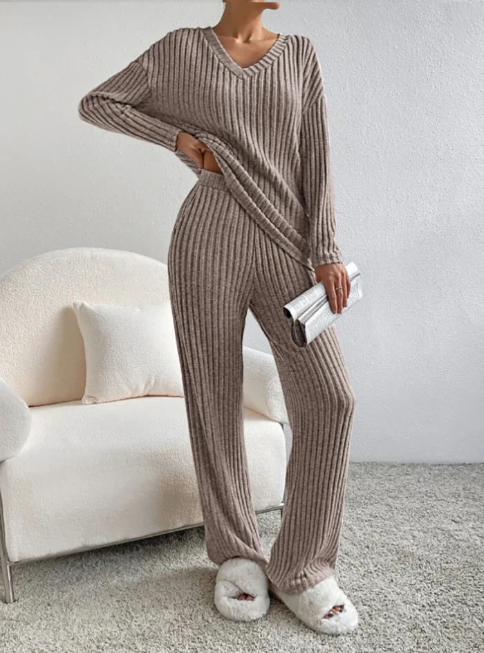 Fashion Casual Straight Pants Temperament Loose V-neck Pit-stripe Knitting Two-piece Set