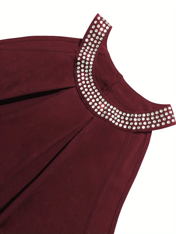 Plus Size Rhinestone Ruched Halter Neck Dress, Casual Sleeveless Dress For Spring & Summer, Women's Plus Size Clothing
