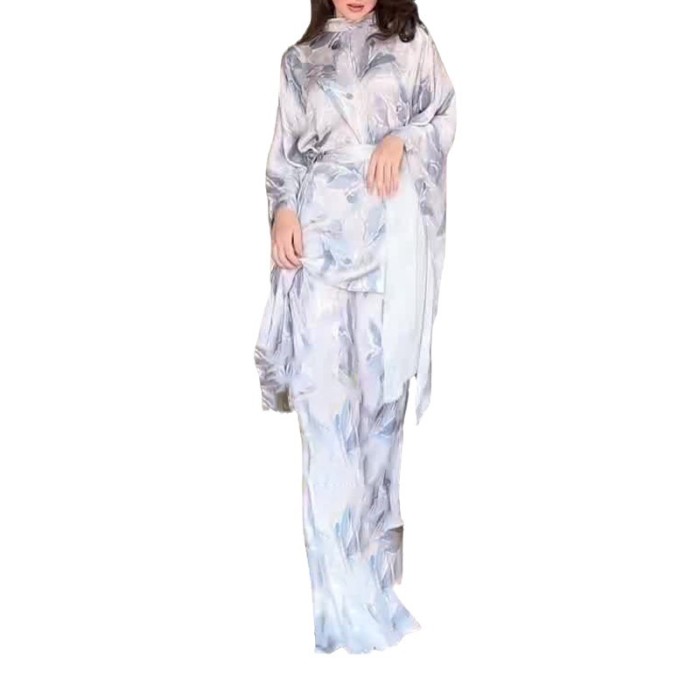 Fashion Half Turtleneck Printed Bat Sleeve Waist High Waist Floral Skirt Two-piece Set