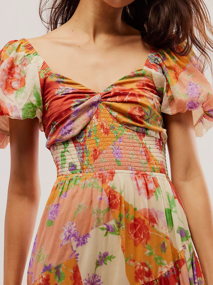 Women's Bohemian Retro Floral Print Puff Sleeves Ruffled Sexy Backless Ruffle Dress