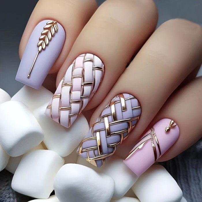 24pcs False Nails + 1pc Nail Glue + 1pc Nail File
