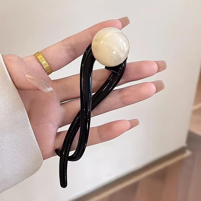 Sleek Monochrome Luxury Coffee Brown Faux Pearl Hair Clip - Vintage-Inspired Twist Design For Sophisticated Hairstyles