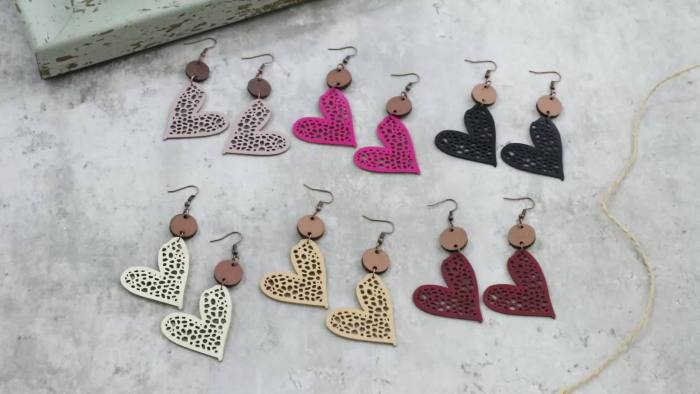 Colorful Heart Design Hollow Pattern Dangle Earrings Cute Simple Style Valentine's Day Gift For Lovers