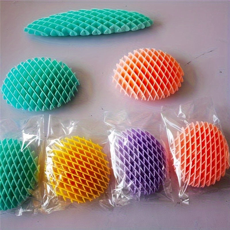 Elastic stretchable net, stress relieving, healing, and relieving small toys, a magical tool for fingers to play with
