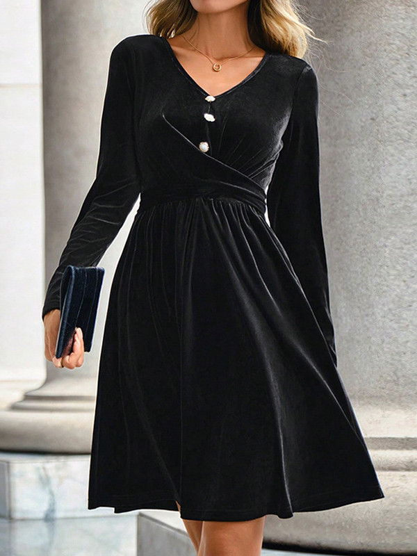 A-Line Long Sleeves Buttoned Pleated Split-Joint Velvet V-Neck Mini Dresses