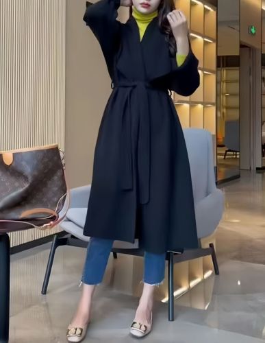 Elegant Knitted Coat