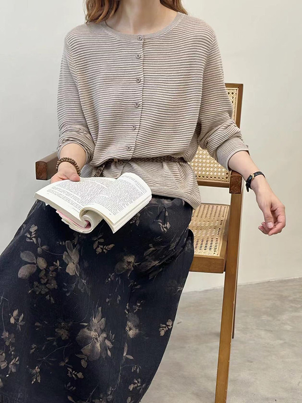 Long Sleeves Buttoned Solid Color Split-Joint Round-Neck Cardigan Tops