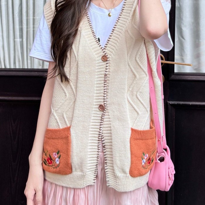 Embroidered Color Block Ribbed Vest, Casual V Neck Button Front Dual Pockets Sweater Vest, Women's Clothing