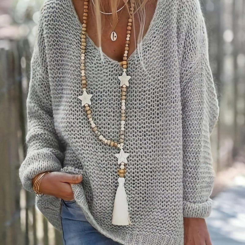 Chic V-Neck Knit Pullover - Cozy Long Sleeve for Spring & Autumn - Essential Womens Wear