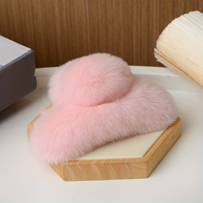 1pcs Plush Hair Claw Clip, Strong Hold Elegant Autumn And Winter Hair Accessories For Women Female