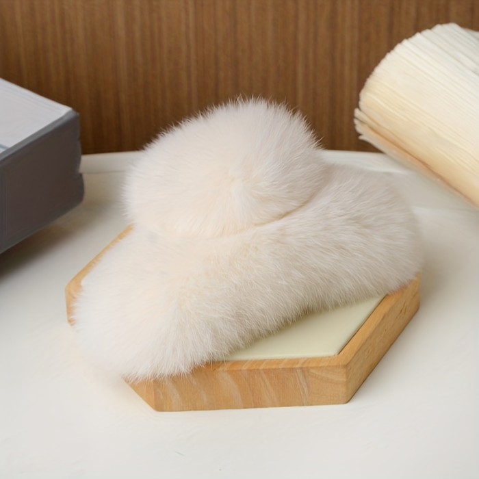 1pcs Plush Hair Claw Clip, Strong Hold Elegant Autumn And Winter Hair Accessories For Women Female